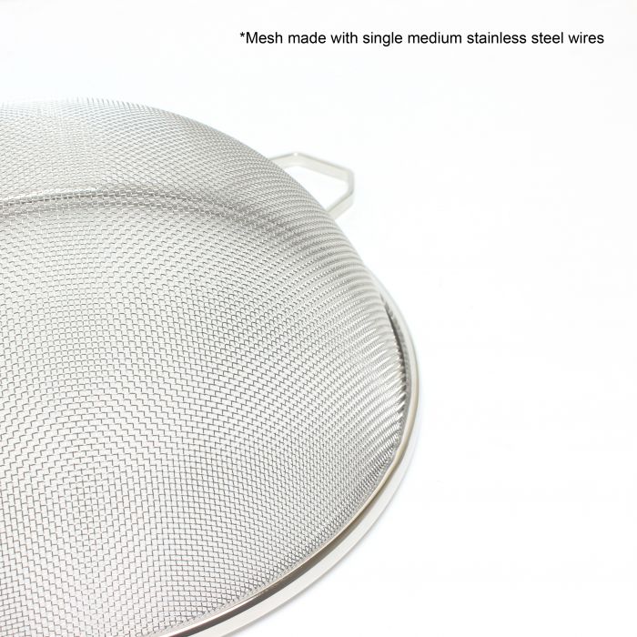 Thunder Group Single Medium Mesh Strainer with Flat Wooden Handle